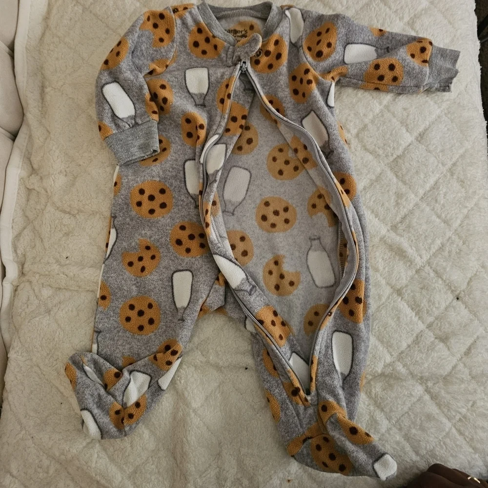 Carter's Gray Cookie and Milk Print Footie
